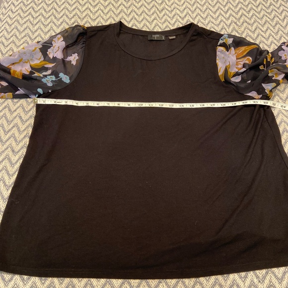 Tahari Black Blouse with Floral Chiffon Sleeves – Size 1X - Picture 6 of 7